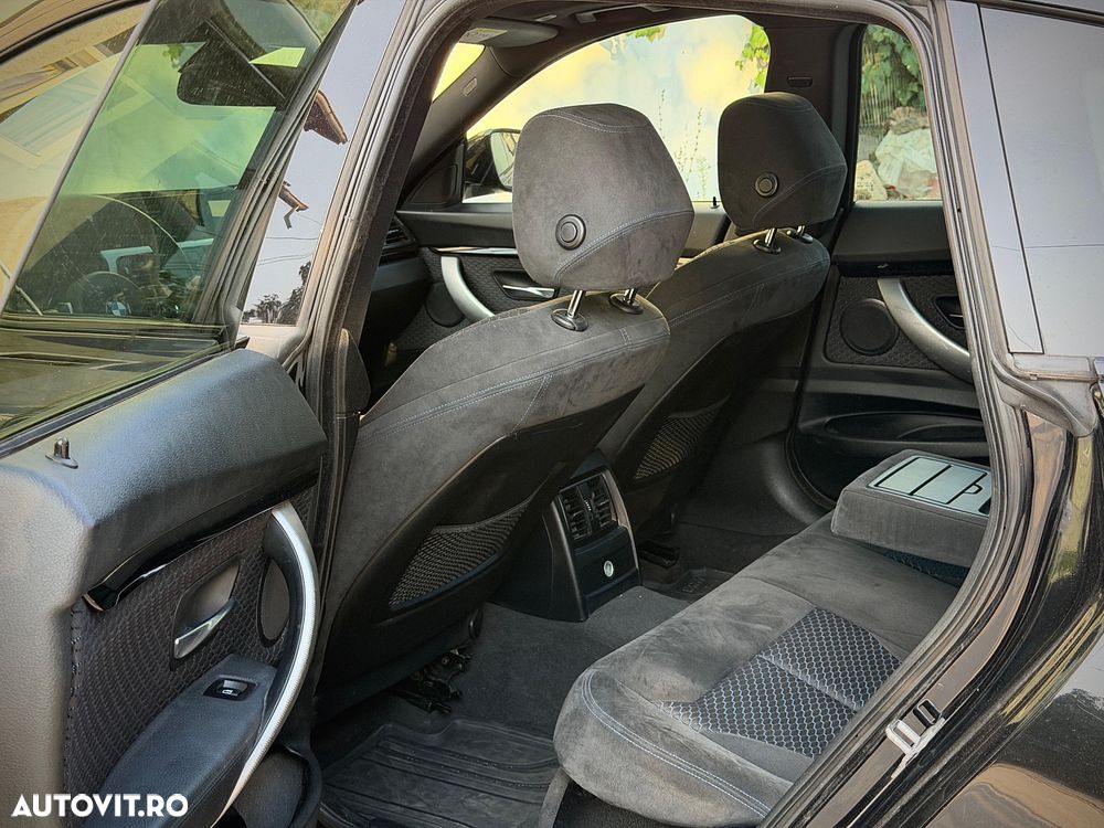 BMW Seria 3 320d Aut. M Sport - 10