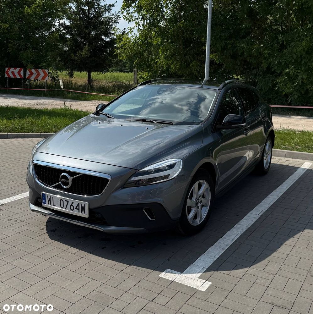 Volvo V40 D3 Geartronic Momentum - 1
