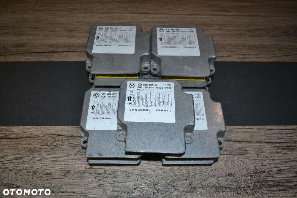VW PASSAT B5 FL SENSOR PODUSZEK AIRBAG 1C0909605C 5WK43130 - 1