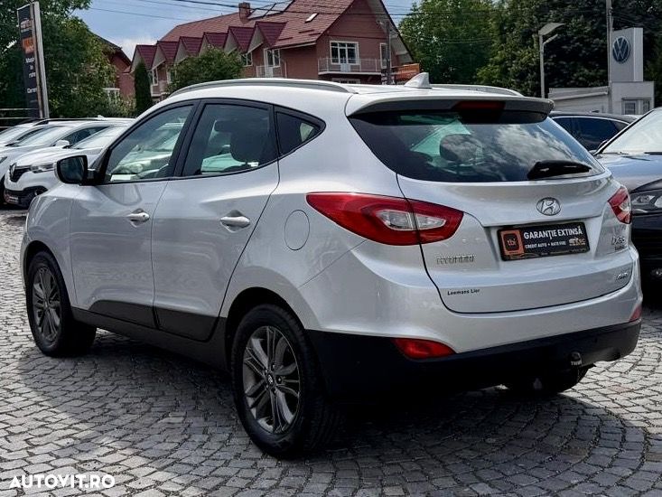 Hyundai ix35 2.0 CRDI 4WD Automatik Style - 3