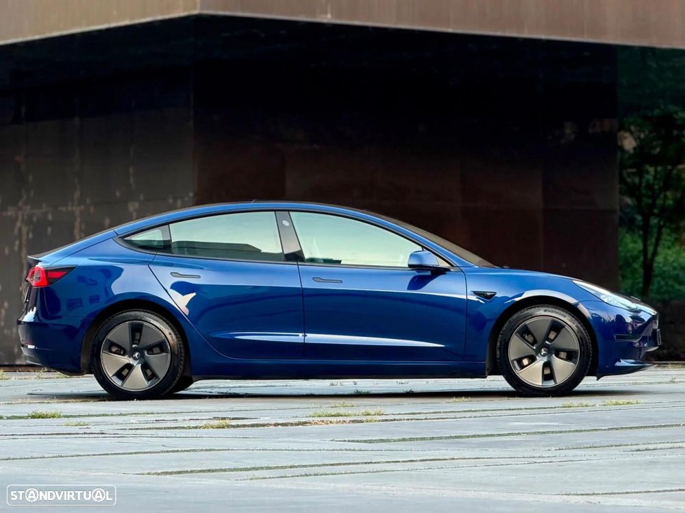 Tesla Model 3 - 39