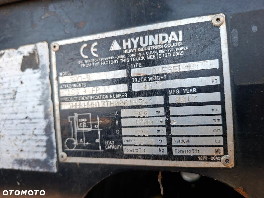 Hyundai 30D-9 - 8