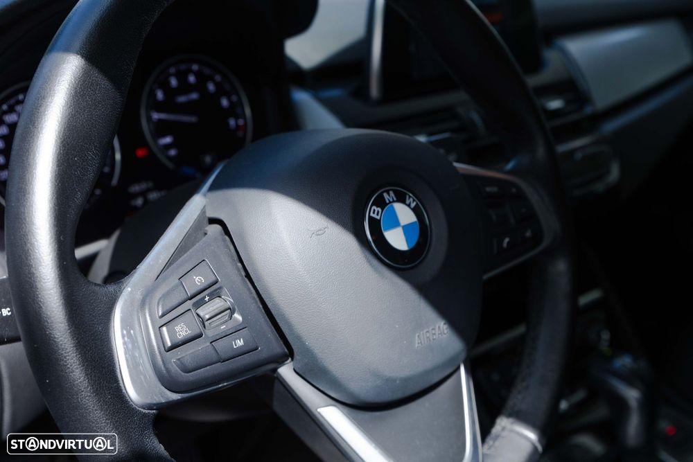 BMW 225xe Active Tourer - 14