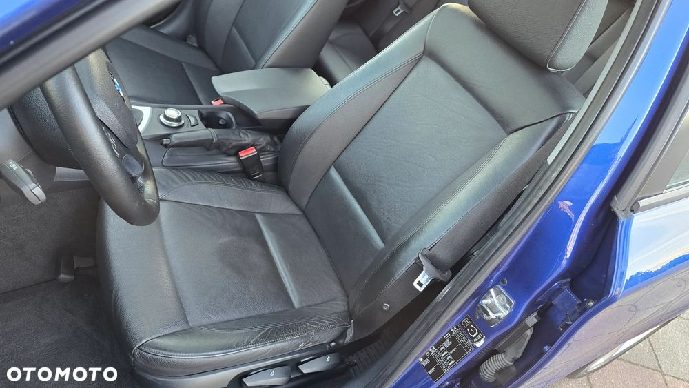 BMW Seria 1 120d DPF Edition Sport - 22