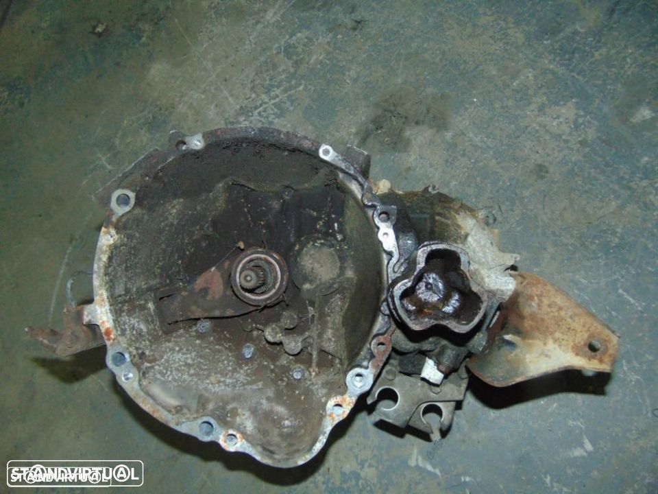 Toyota Corolla XL 1300 caixa velocidades - 5