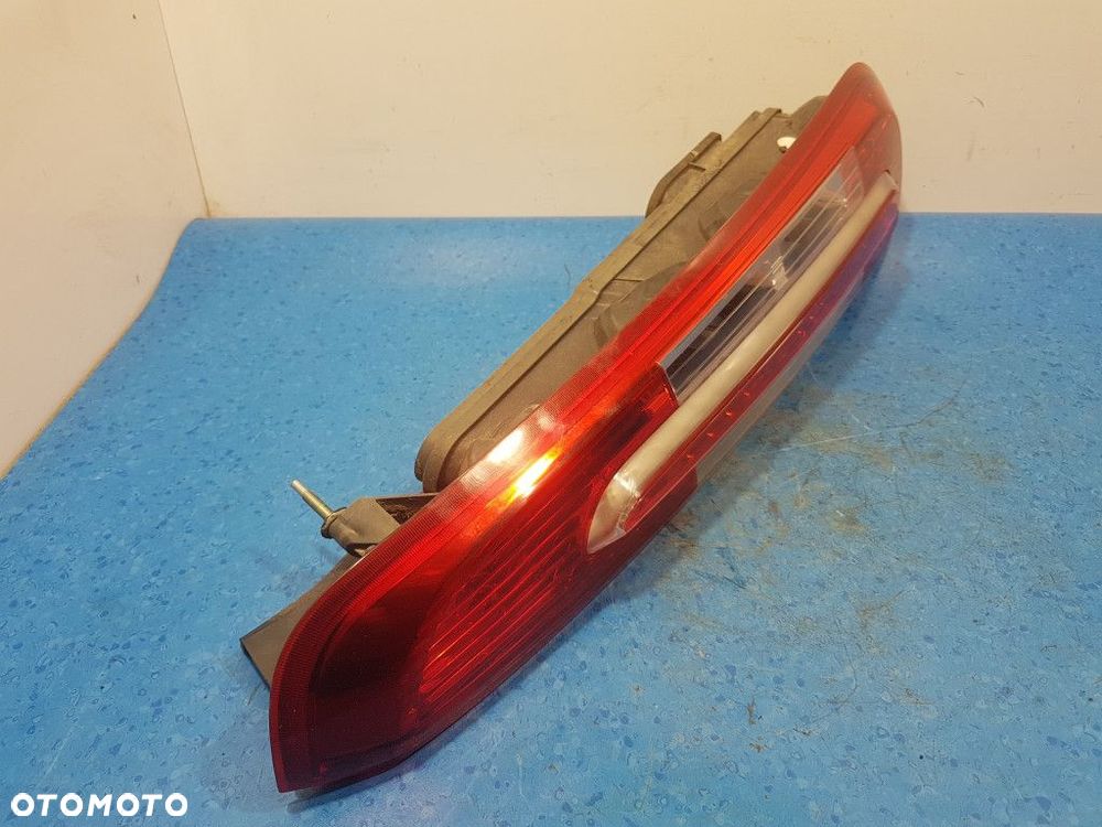 FORD FOCUS C-MAX I LIFT LAMPA TYŁ PRAWA ZEWNĘTRZNA - 4