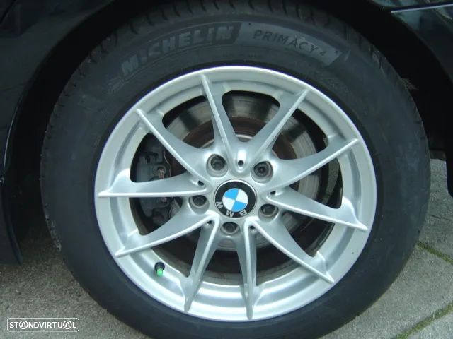 BMW 318 d Touring Auto - 15