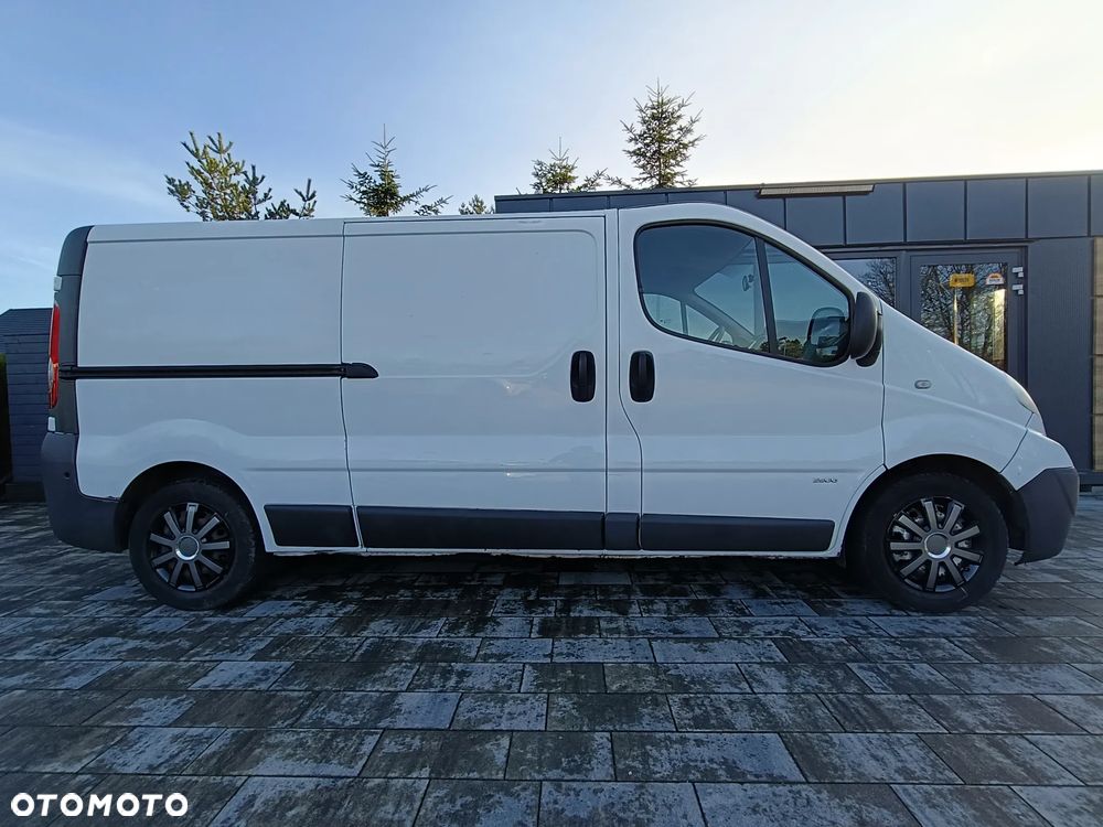 Opel Vivaro - 6