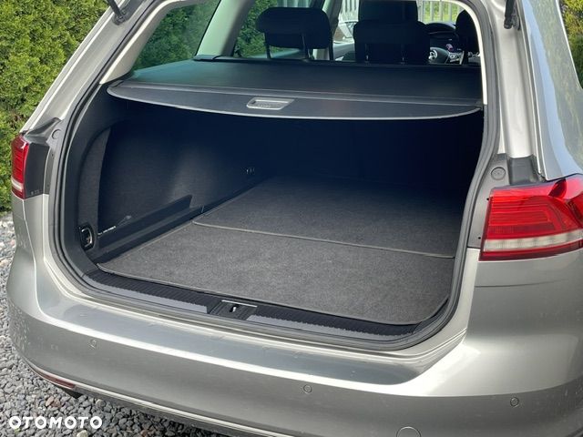 Volkswagen Passat 1.8 TSI (BlueMotion Technology) DSG Comfortline - 18