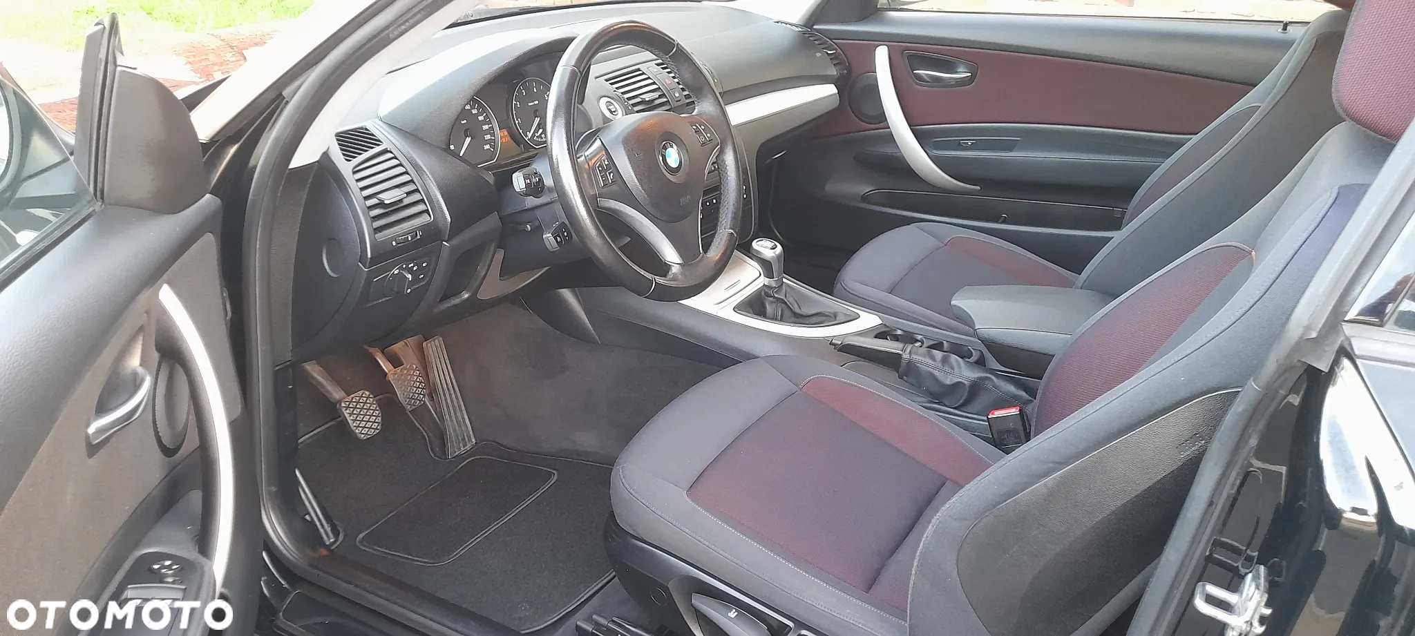 BMW Seria 1 118i Edition Sport - 12