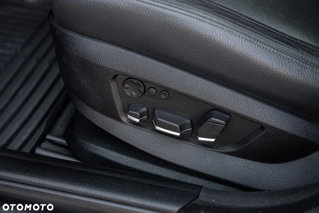BMW Seria 5 535d Luxury Line - 21
