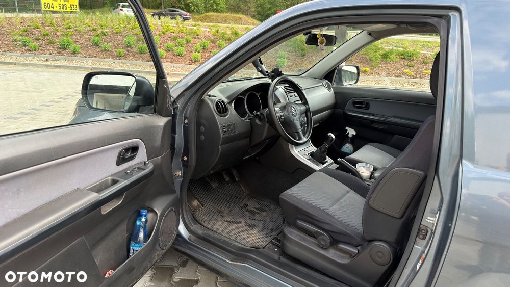 Suzuki Grand Vitara 1.9 DDiS Comfort - 9