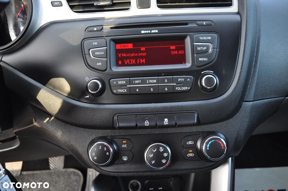 Kia Ceed 1.4 CVVT Attract - 25