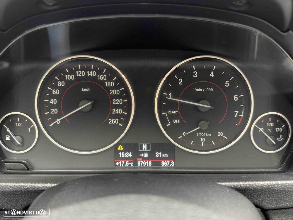 BMW 328 i Auto Line Sport - 42