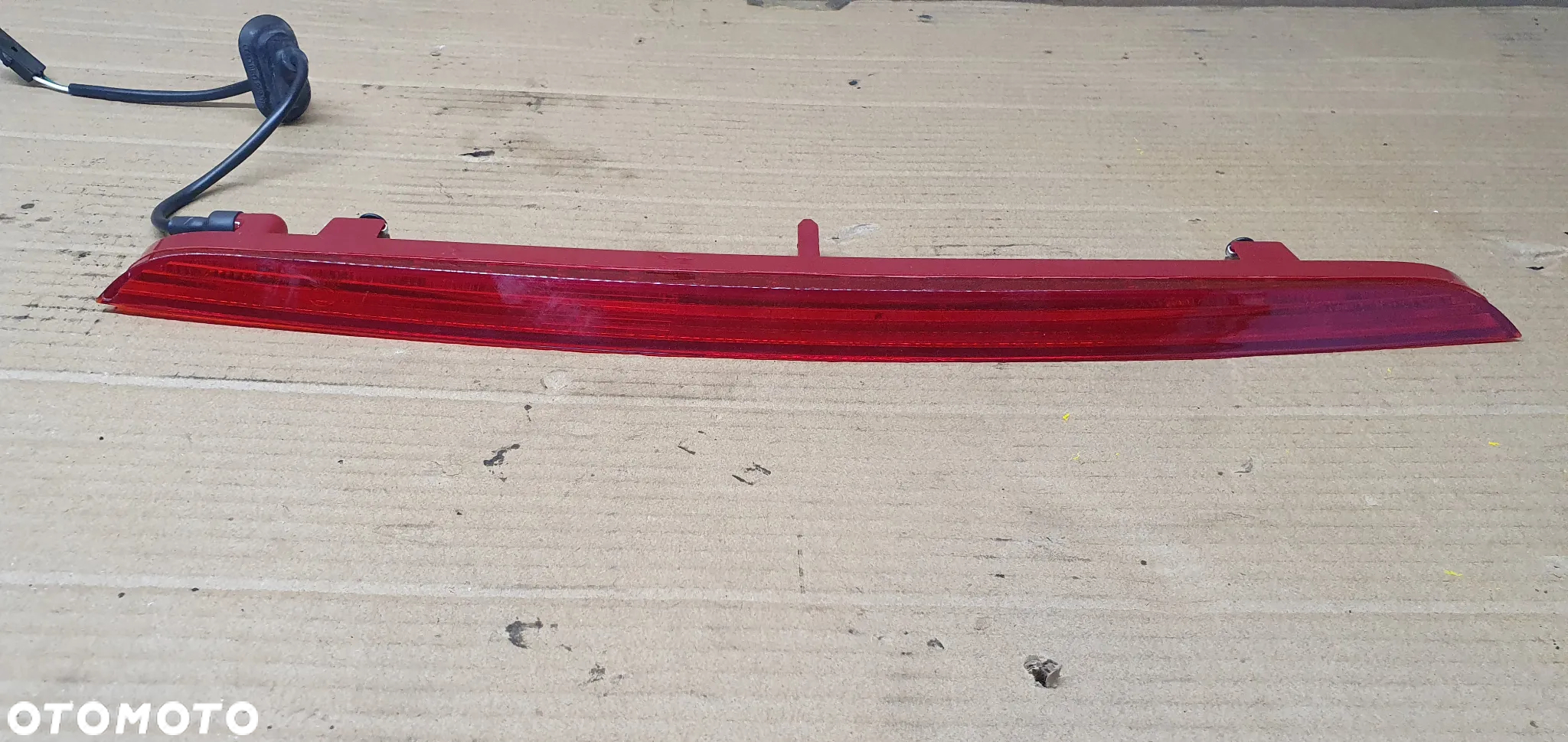 Trzecie światło stop Audi Q3 8U0945097 - 2