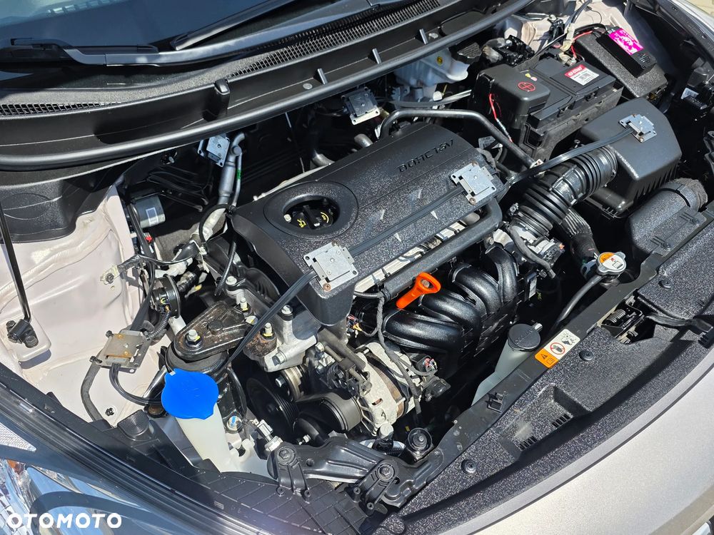 Hyundai i30 1.4 BlueDrive Run - 19