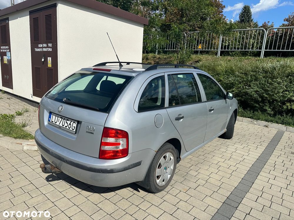Skoda Fabia - 10