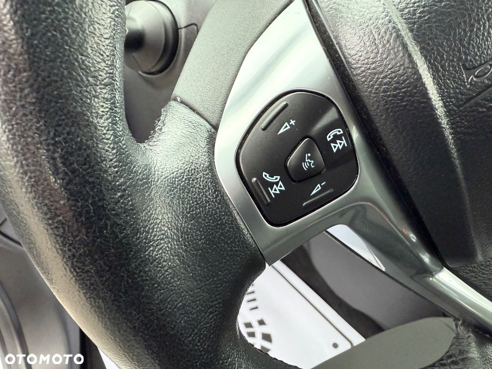 Ford Fiesta 1.25 Titanium EU5 - 14