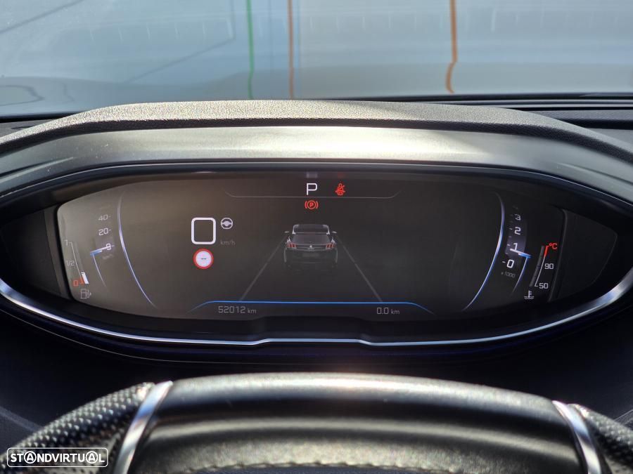 Peugeot 3008 1.5 BlueHDi GT EAT8 - 21