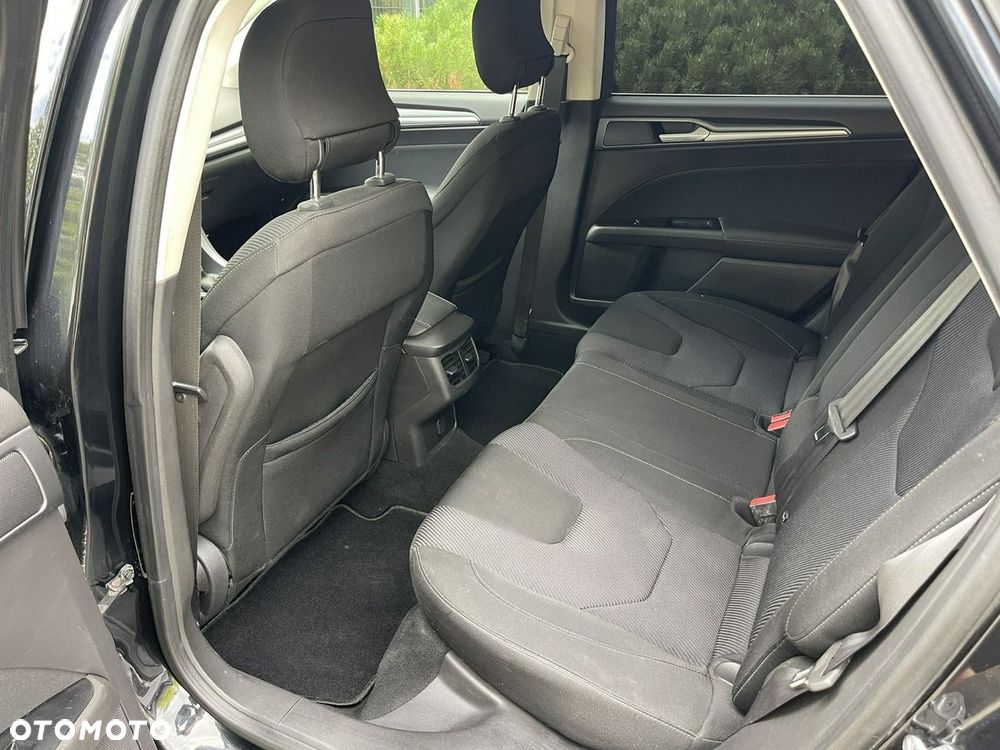 Ford Mondeo - 21