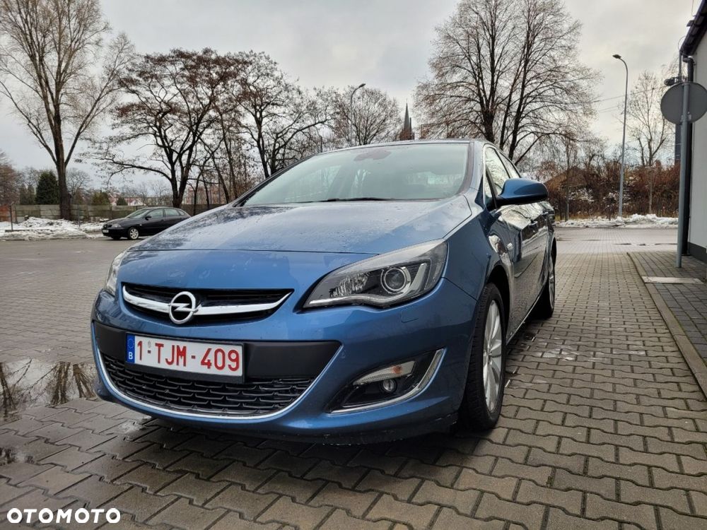 Opel Astra 1.4 Turbo Exklusiv - 3