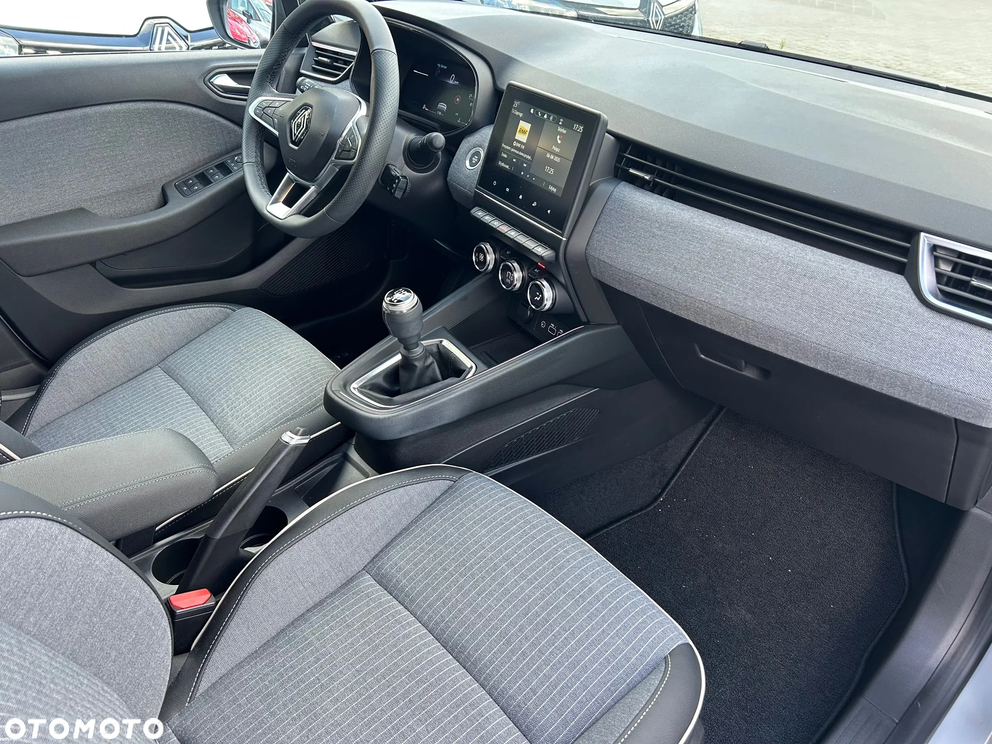 Renault Clio 1.0 TCe Techno - 20