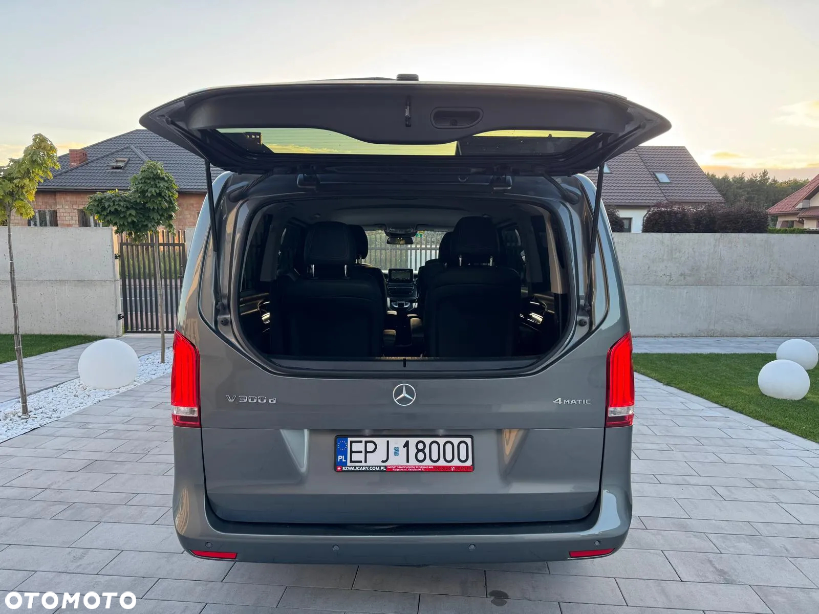 Mercedes-Benz Klasa V 300 d 4-Matic Avantgarde 9G-Tronic (d³ugi) - 7
