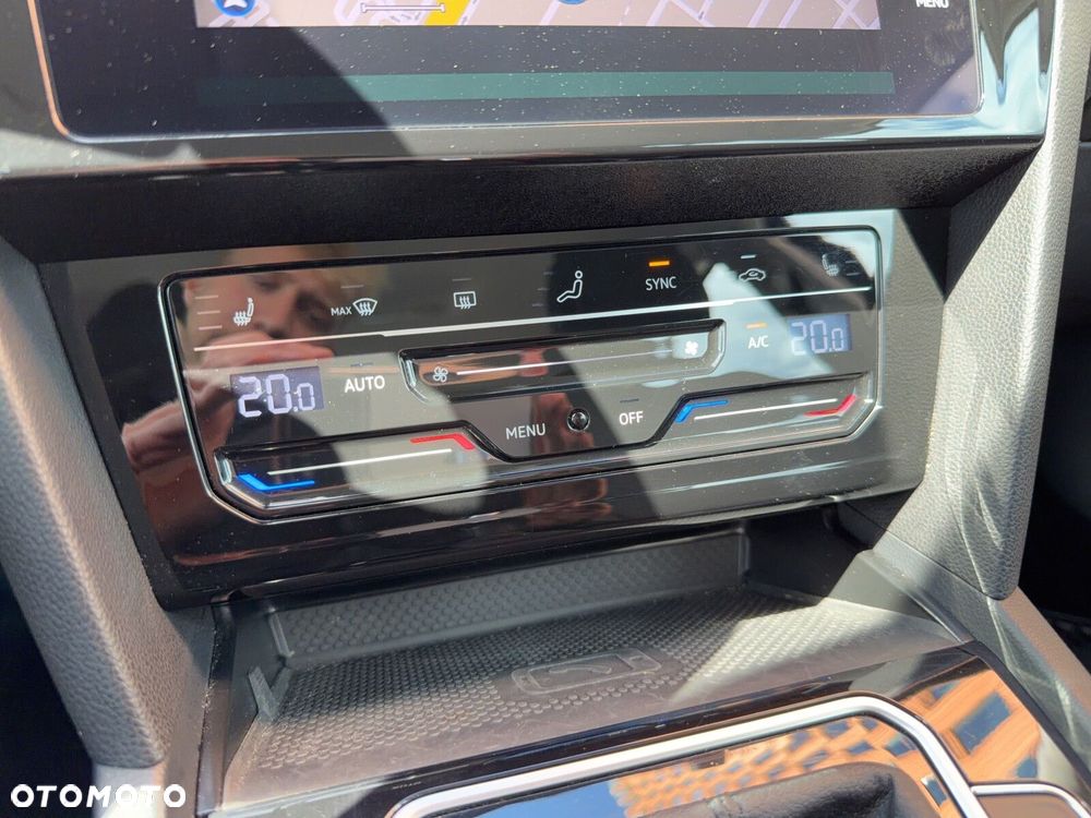 Volkswagen Passat - 23