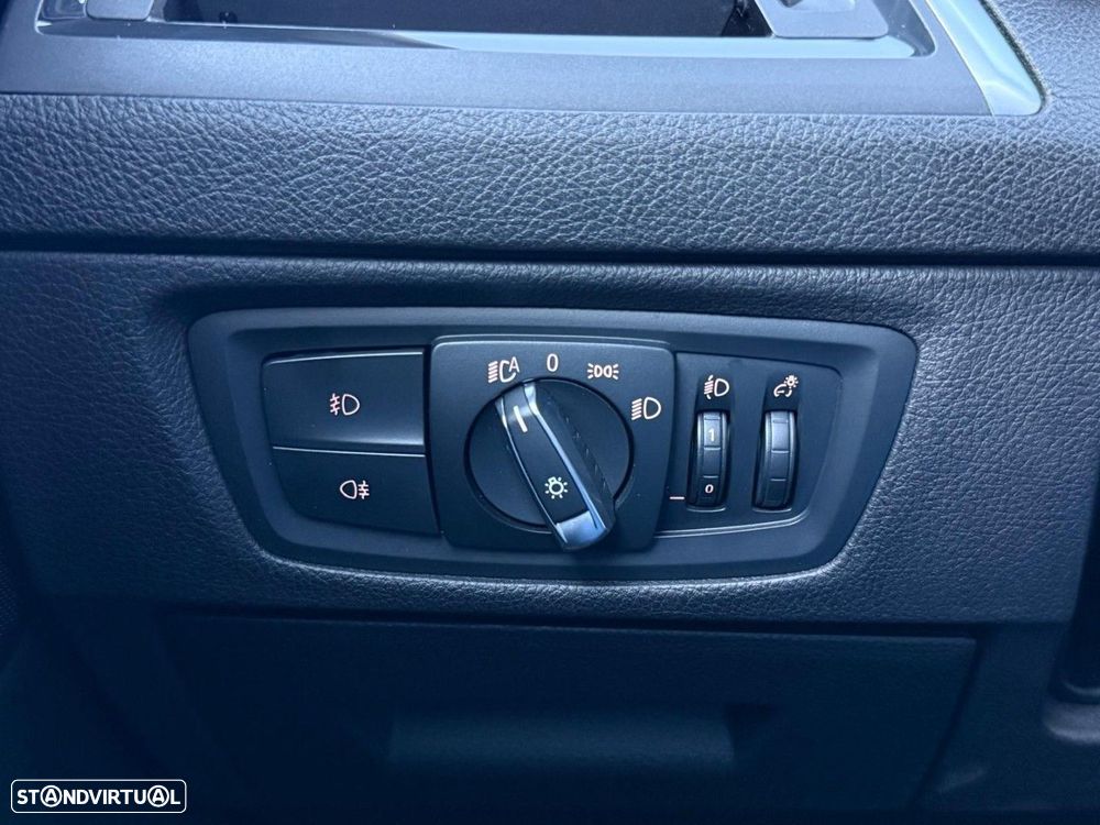 BMW 116 d Advantage Auto - 31