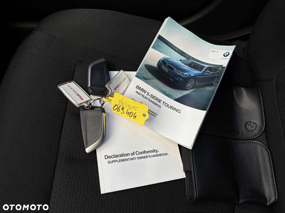 BMW Seria 5 520d - 38