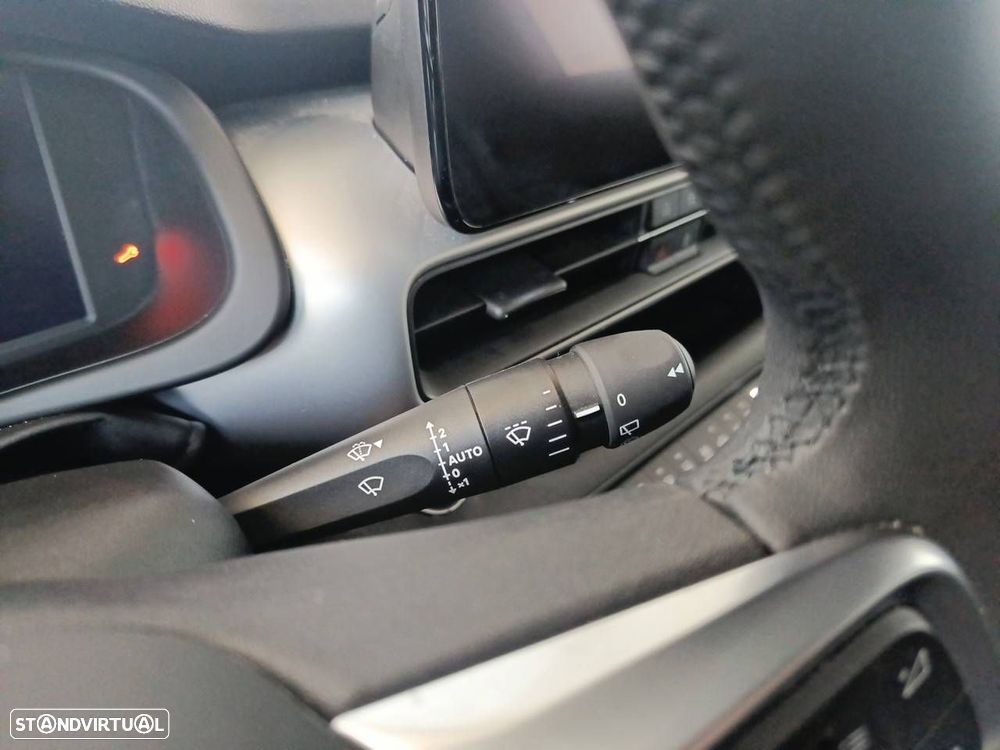 Jeep Avenger 1.2 GSE T3 Altitude - 15