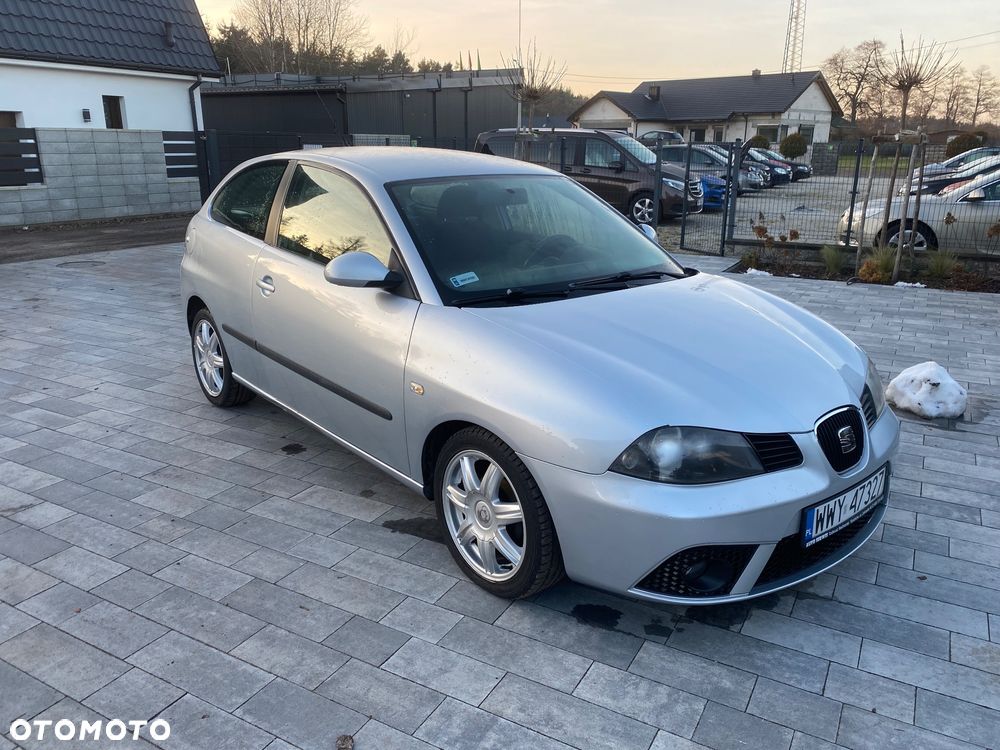 Seat Ibiza SC 1.4 16V Style - 1