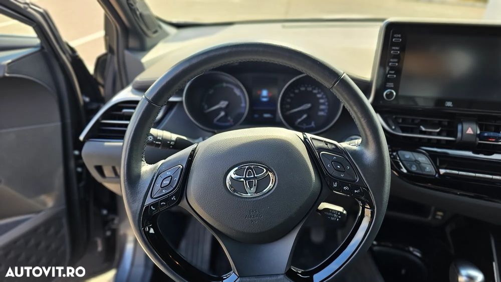 Toyota C-HR 1.8 HSD 4x2 CVT C-lassy LED - 11