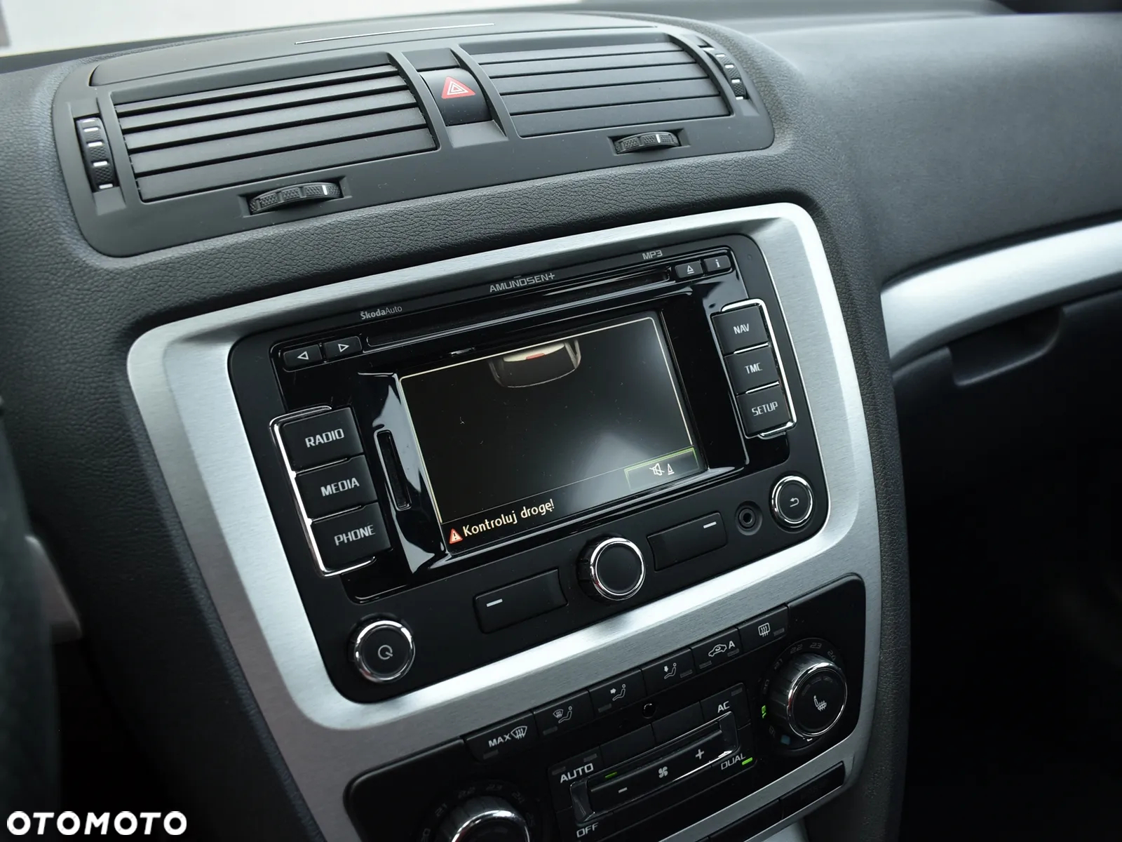 Skoda Octavia Combi 2.0 TDI DPF RS - 23