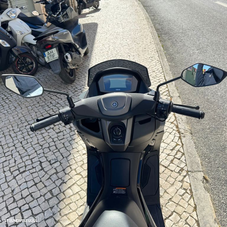 Yamaha NMAX 125 - 13