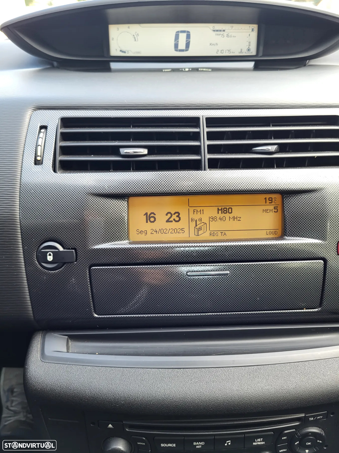 Citroën C4 1.6 HDi VTR Pack - 15