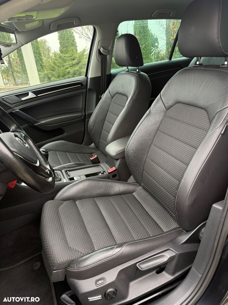 Volkswagen Golf 1.4 TSI BMT Highline - 12