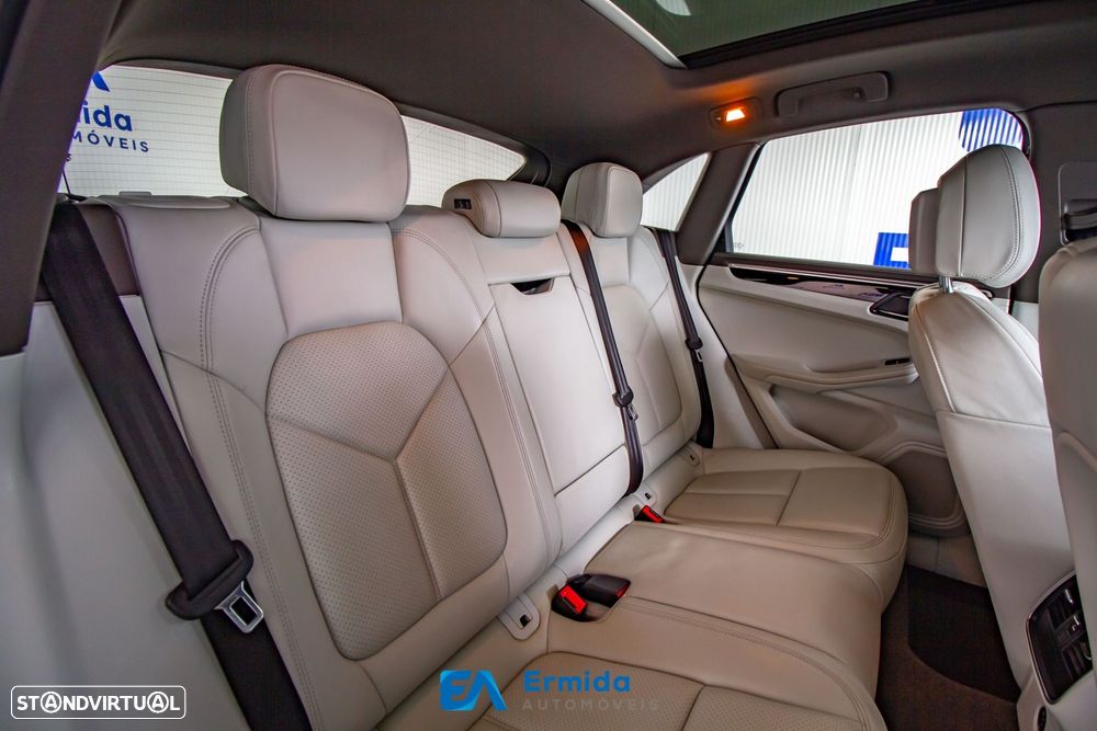 Porsche Macan S All Weather - 24