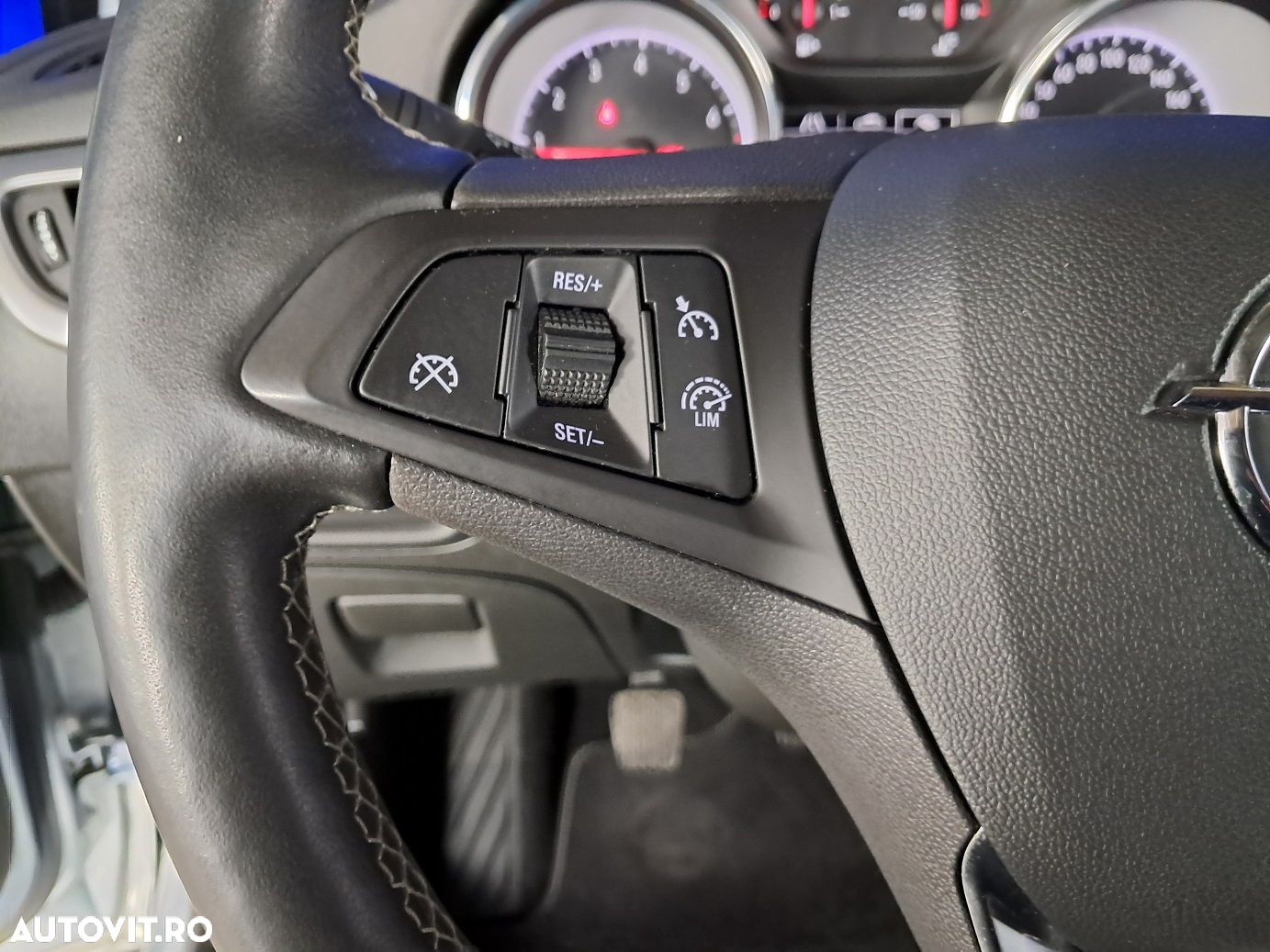 Opel Astra - 12