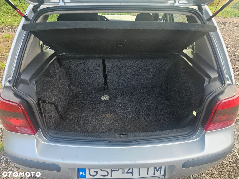 Volkswagen Golf - 20