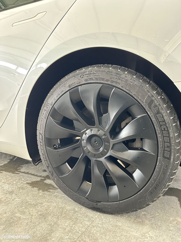 Tesla Model 3 Standard Range Plus RWD - 2