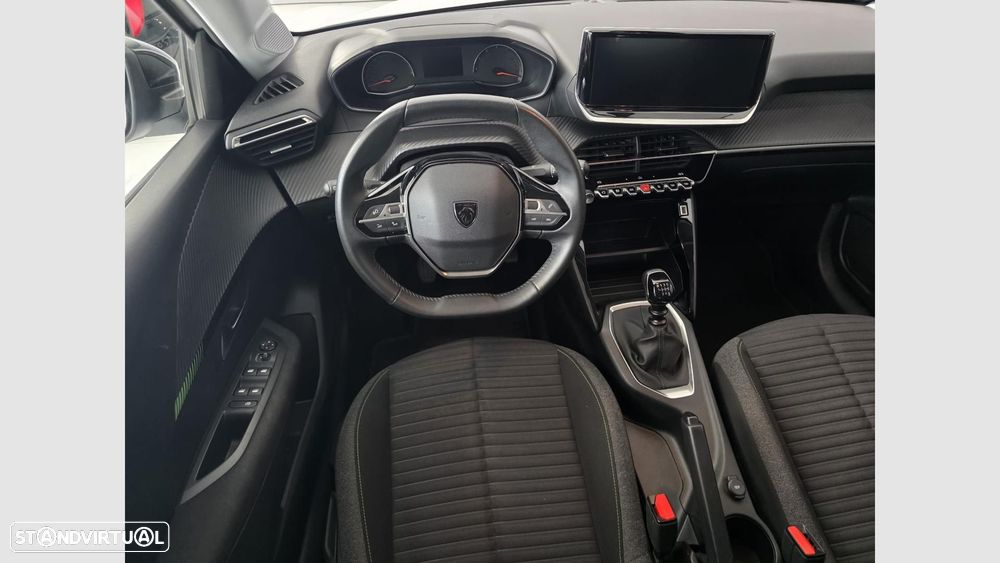 Peugeot 208 1.2 PureTech Active — fotografia 9