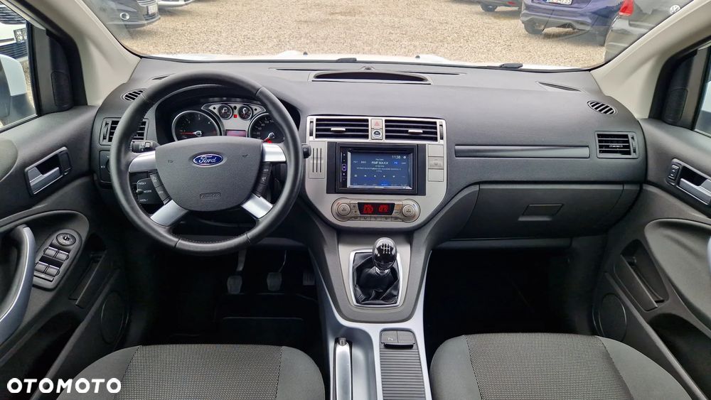 Ford Kuga 2.0 TDCi 2x4 Titanium - 6