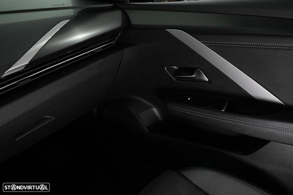 Opel Astra Sports Tourer 1.2 T GS Line - 14