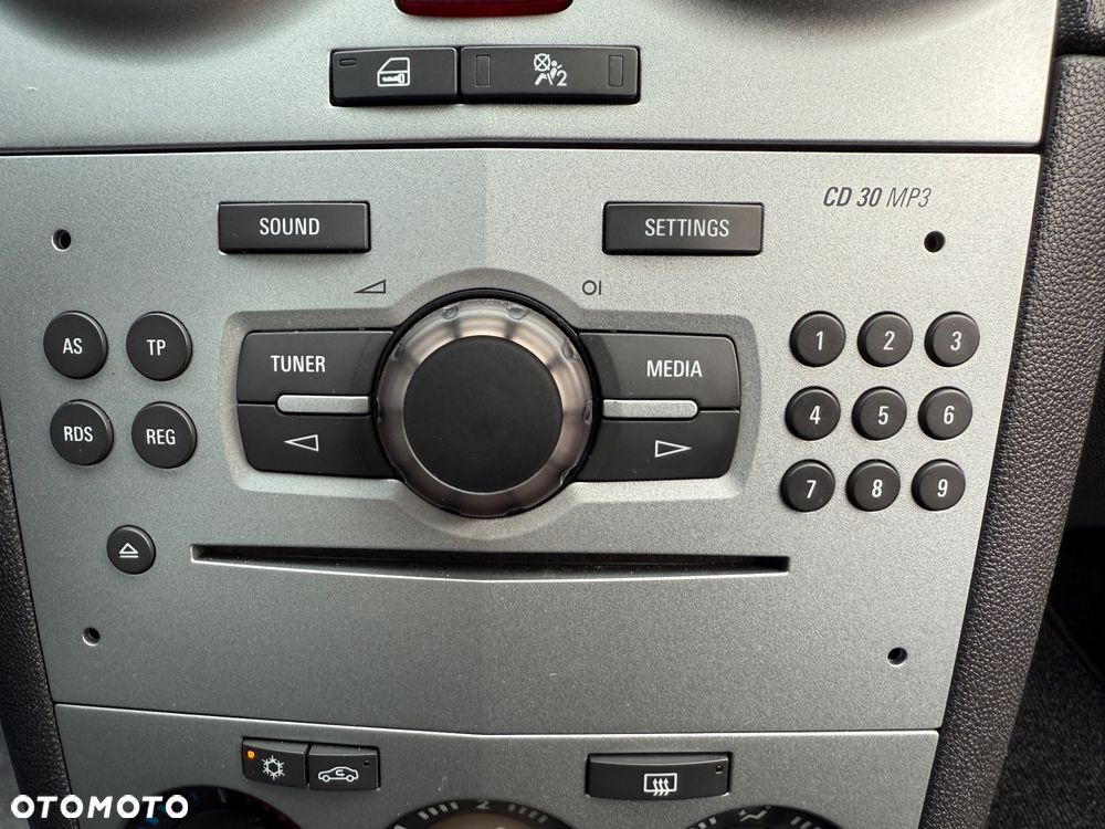 Opel Corsa 1.2 16V Color Edition - 15