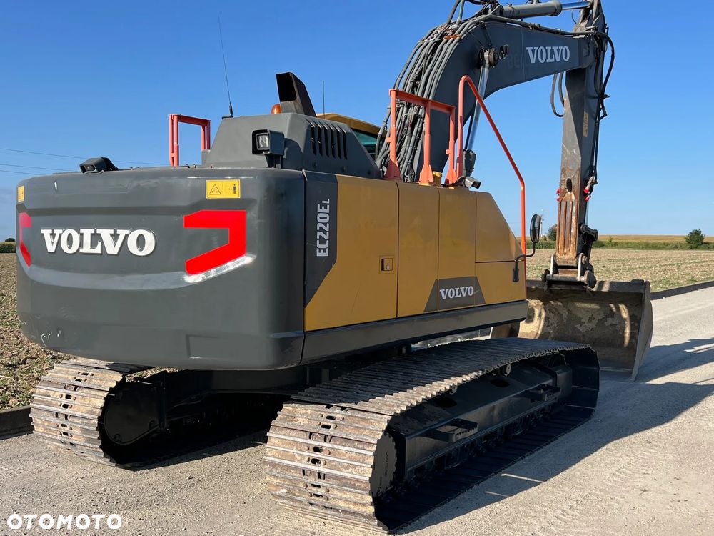 Volvo 2017r VOLVO EC 220EL - 5