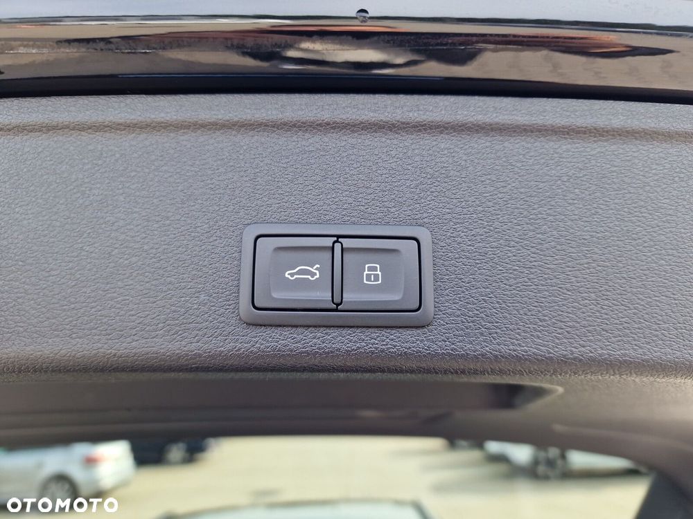 Audi A4 Avant 35 TFSI mHEV S Line S tronic - 22