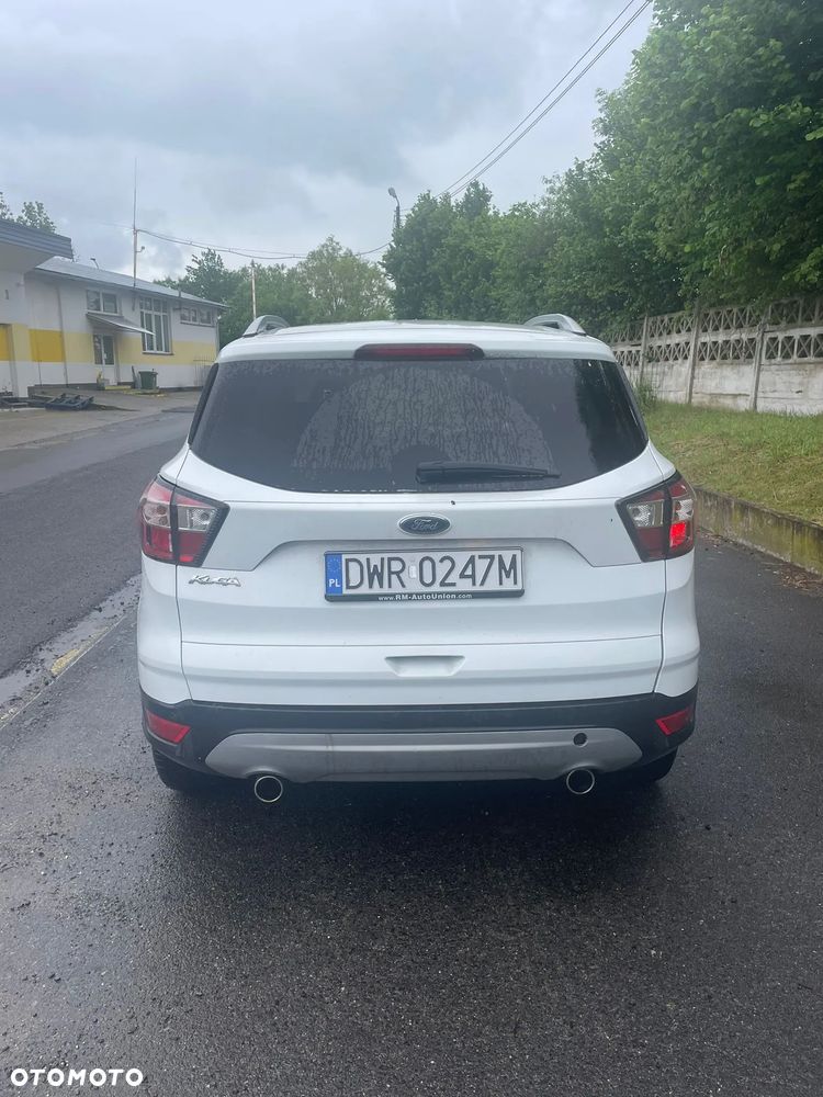 Ford Kuga 2.0 TDCi AWD Titanium - 4