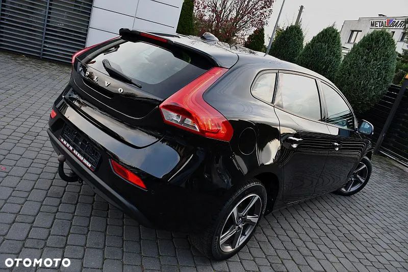 Volvo V40 D2 Momentum - 27