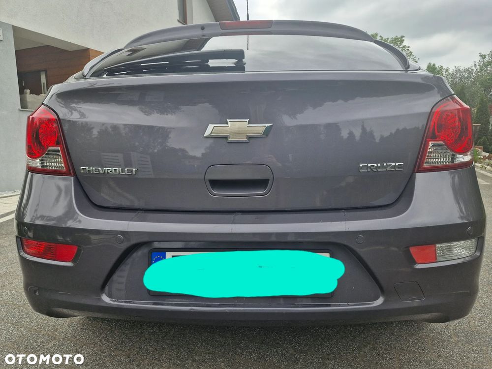 Chevrolet Cruze 1.6 LT+ - 9